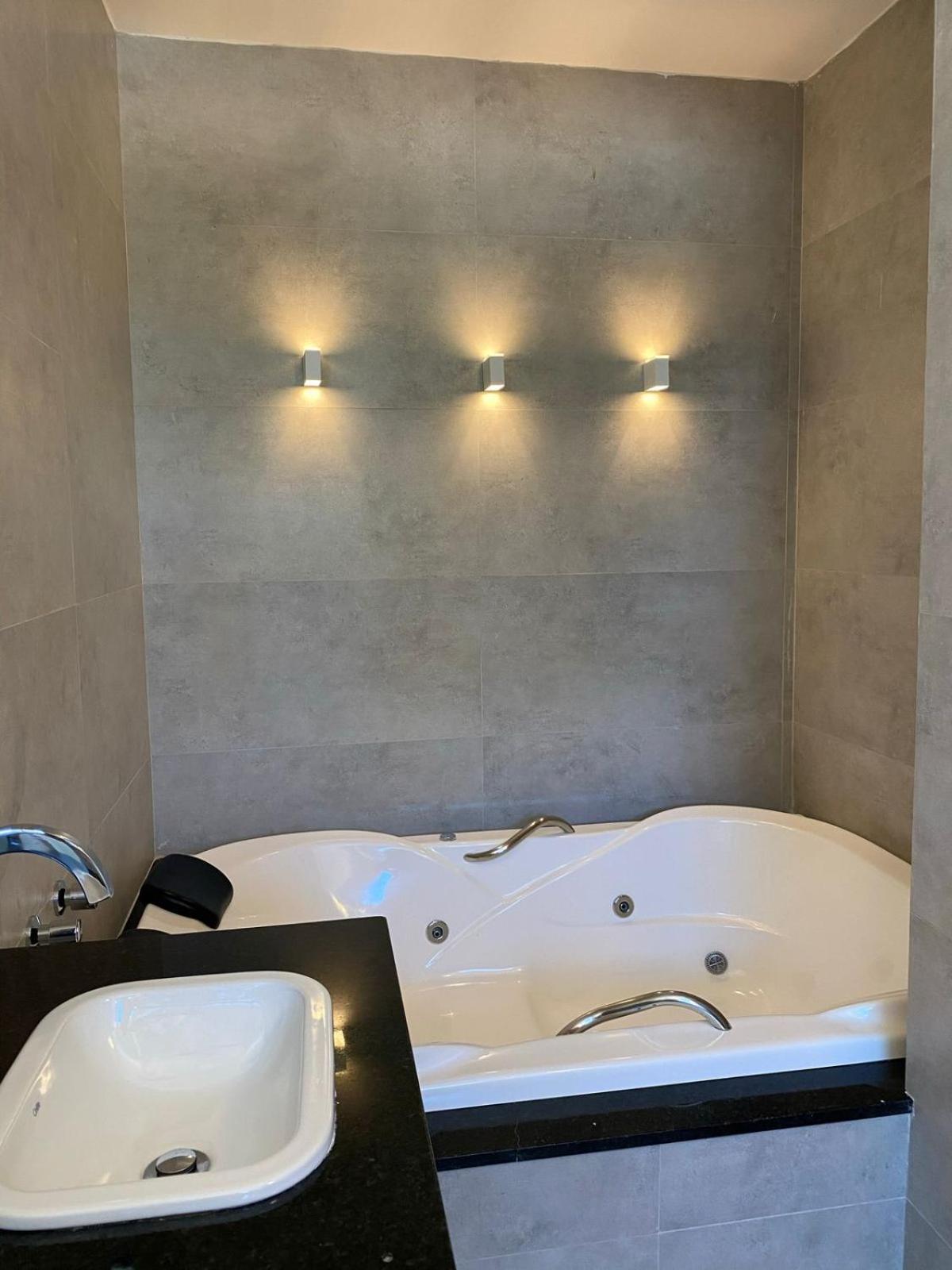 Hotel Paraiso Tropical Alcobaça Екстериор снимка