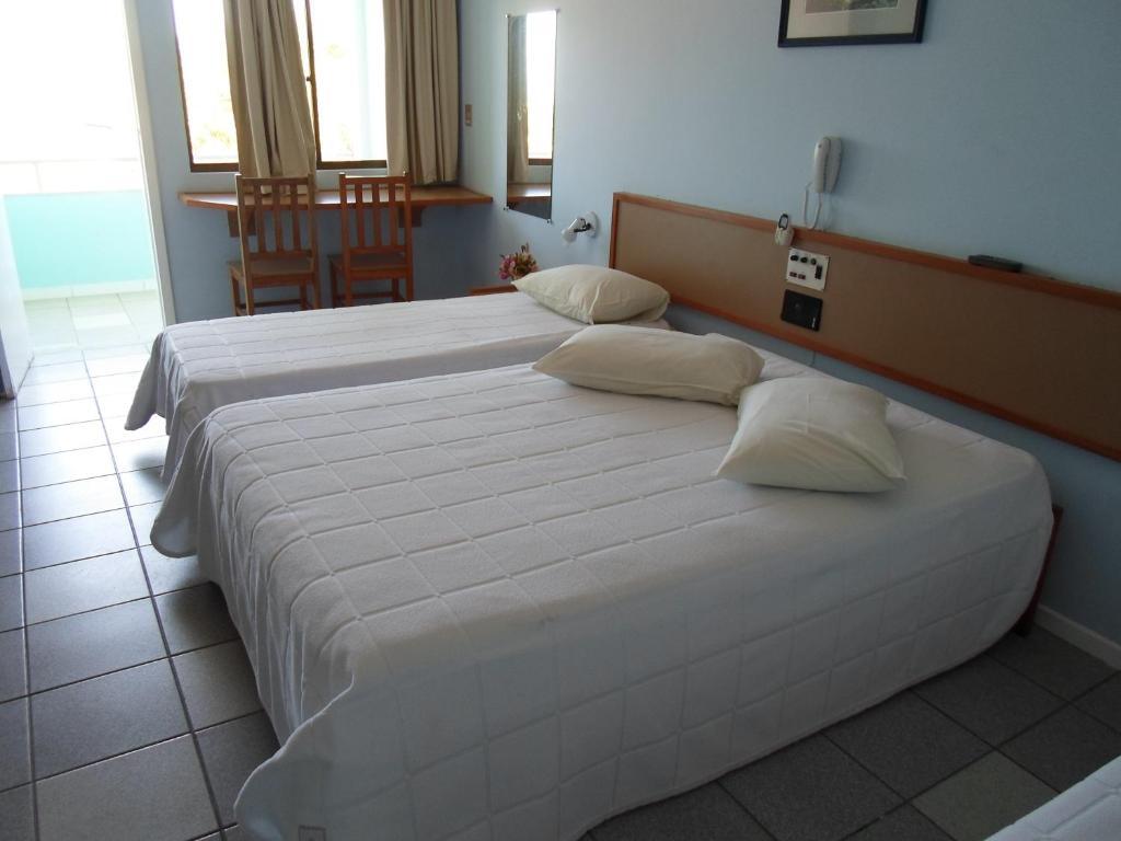 Hotel Paraiso Tropical Alcobaça Стая снимка